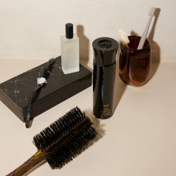 Royal Blowout Heat Styling Spray | Signature | Oribe®