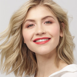 LIVING PROOF | AMP^2 INSTANT TEXTURE VOLUMIZER 57 G